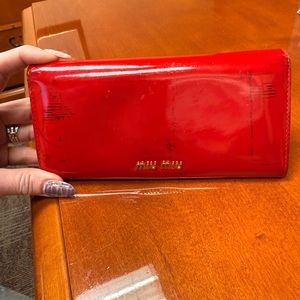 Project Miu Miu Wallet